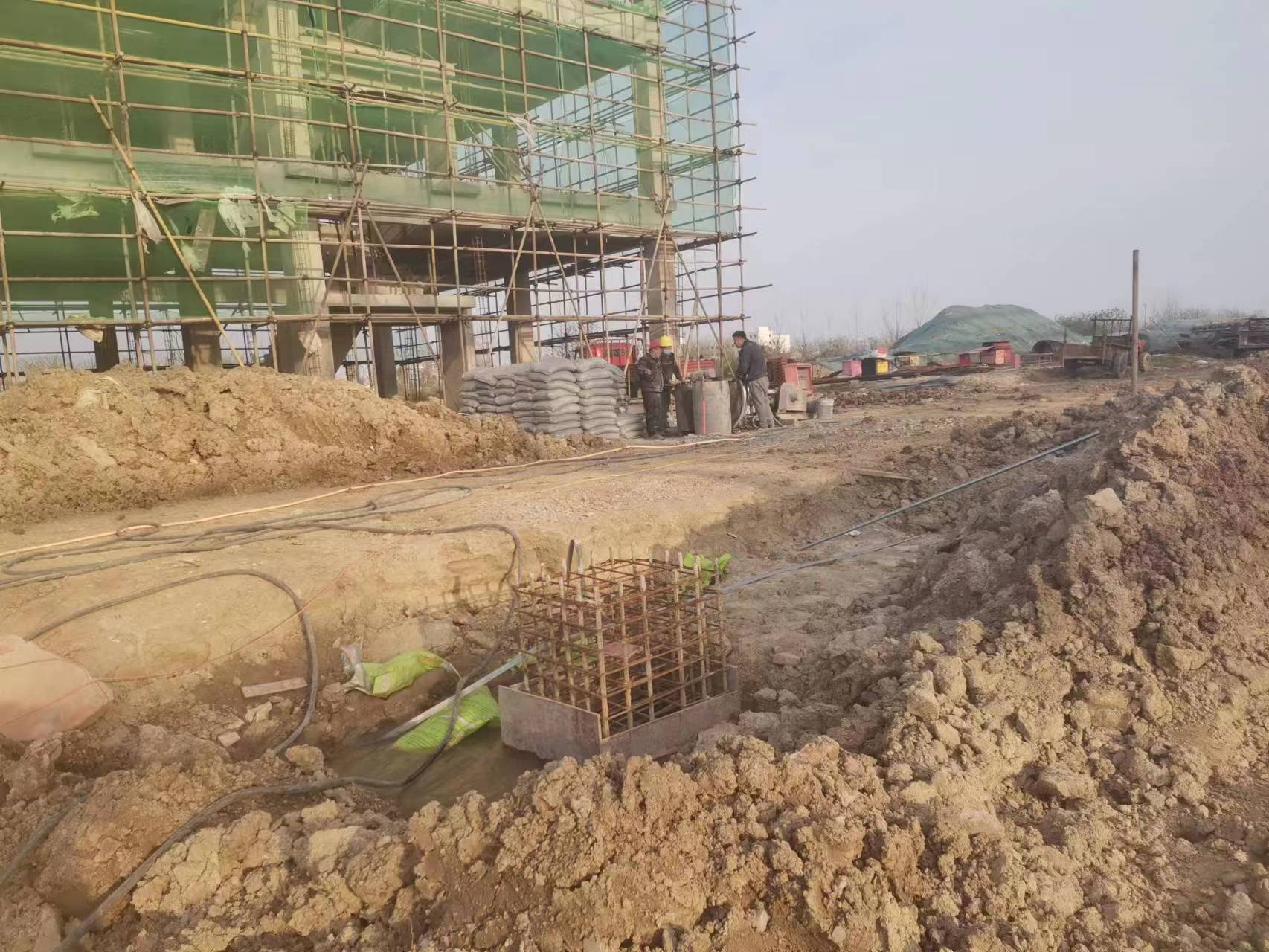 木垒当桥梁出现裂缝的时候应该及时加固修补